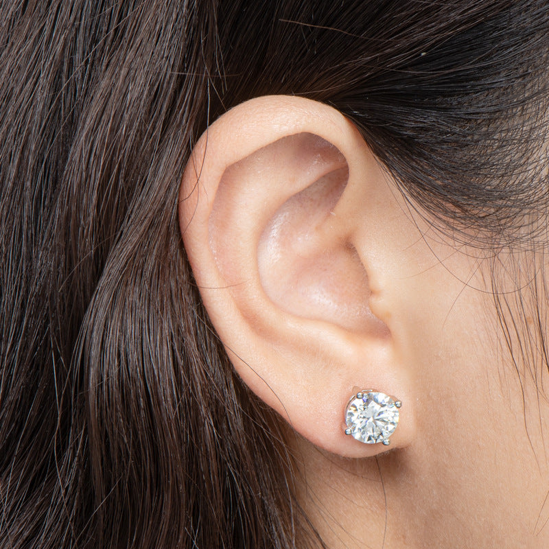 DEC Bright Moissanite Earrings