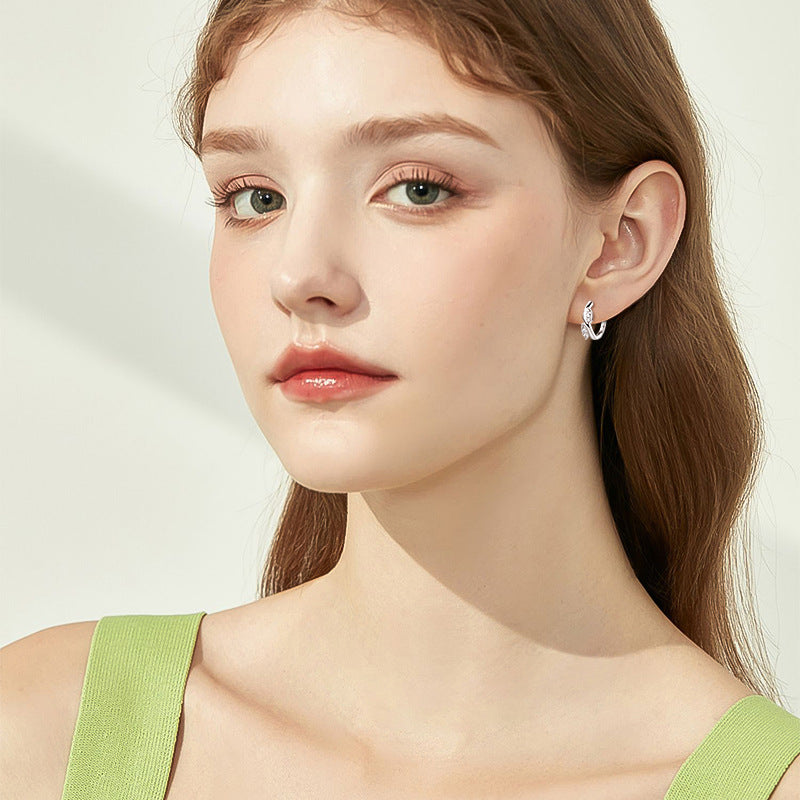 DEC Fashion Leaf Moissanite Earrings