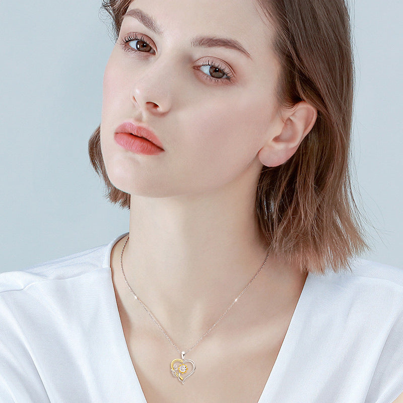 DEC Flowerin Heart 1.0CT Moissanite Necklace